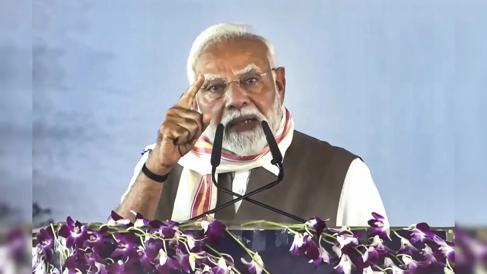 PM Modi promises jobs, safety, and end of TMC rule in West Bengal