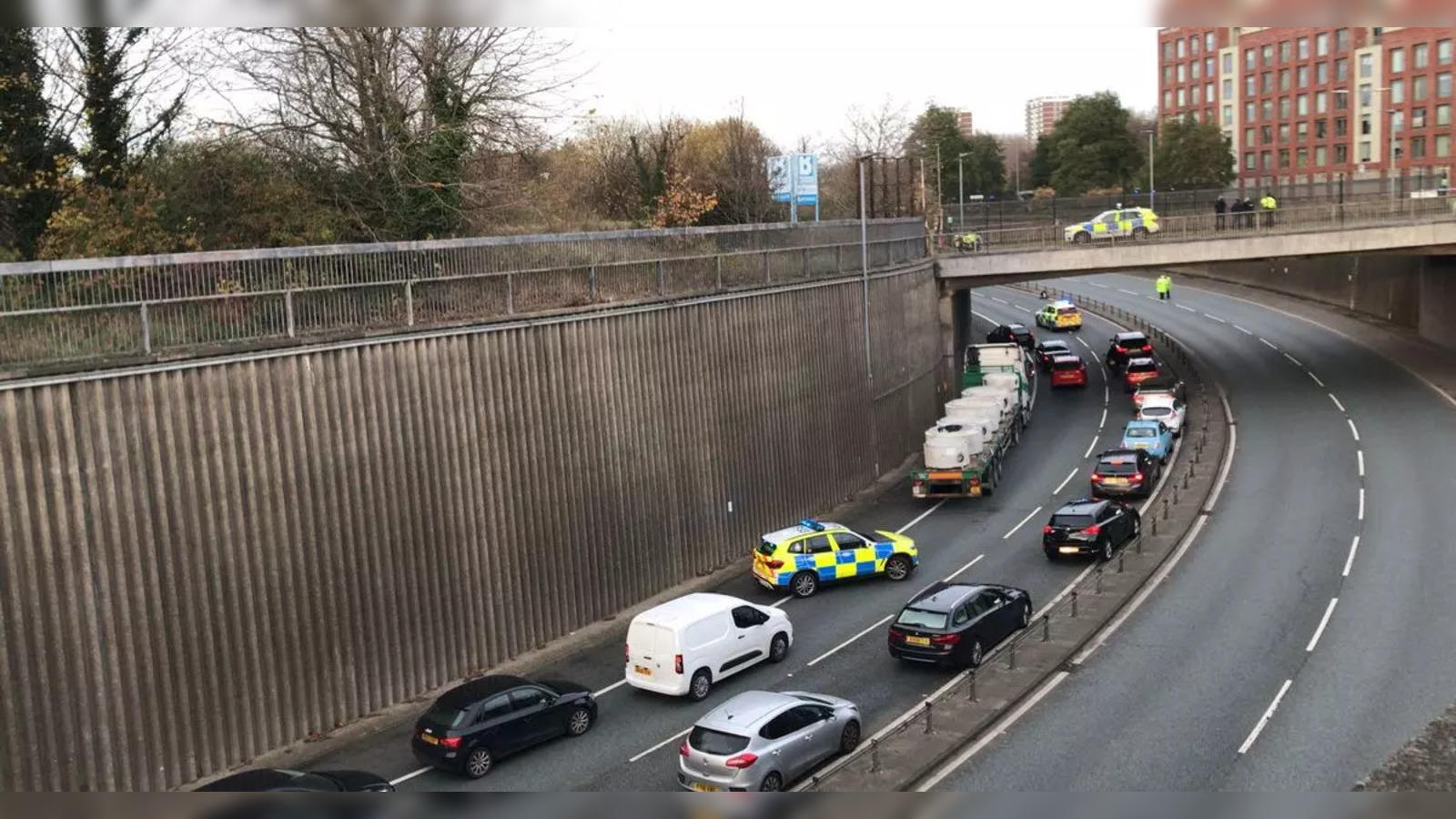 Kingsway Tunnel gets closed for second time. This is what happened