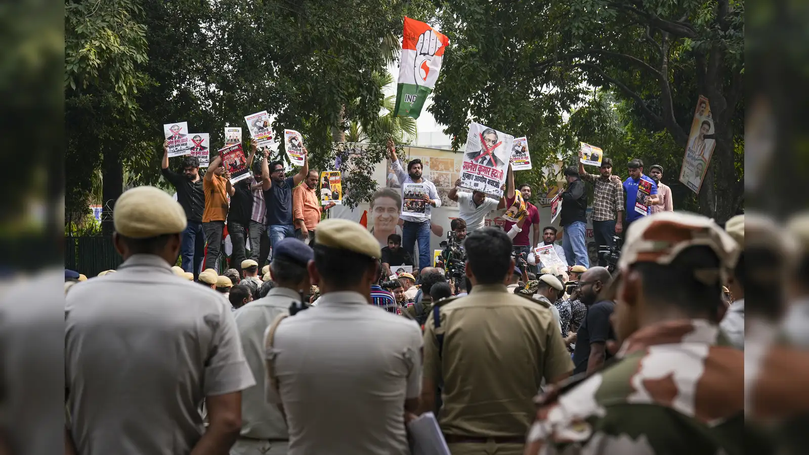 Congress protests against CEC Gyanesh Kumar spread across India; marches in Delhi, Chandigarh, Lucknow, Guwahati - The Economic Times