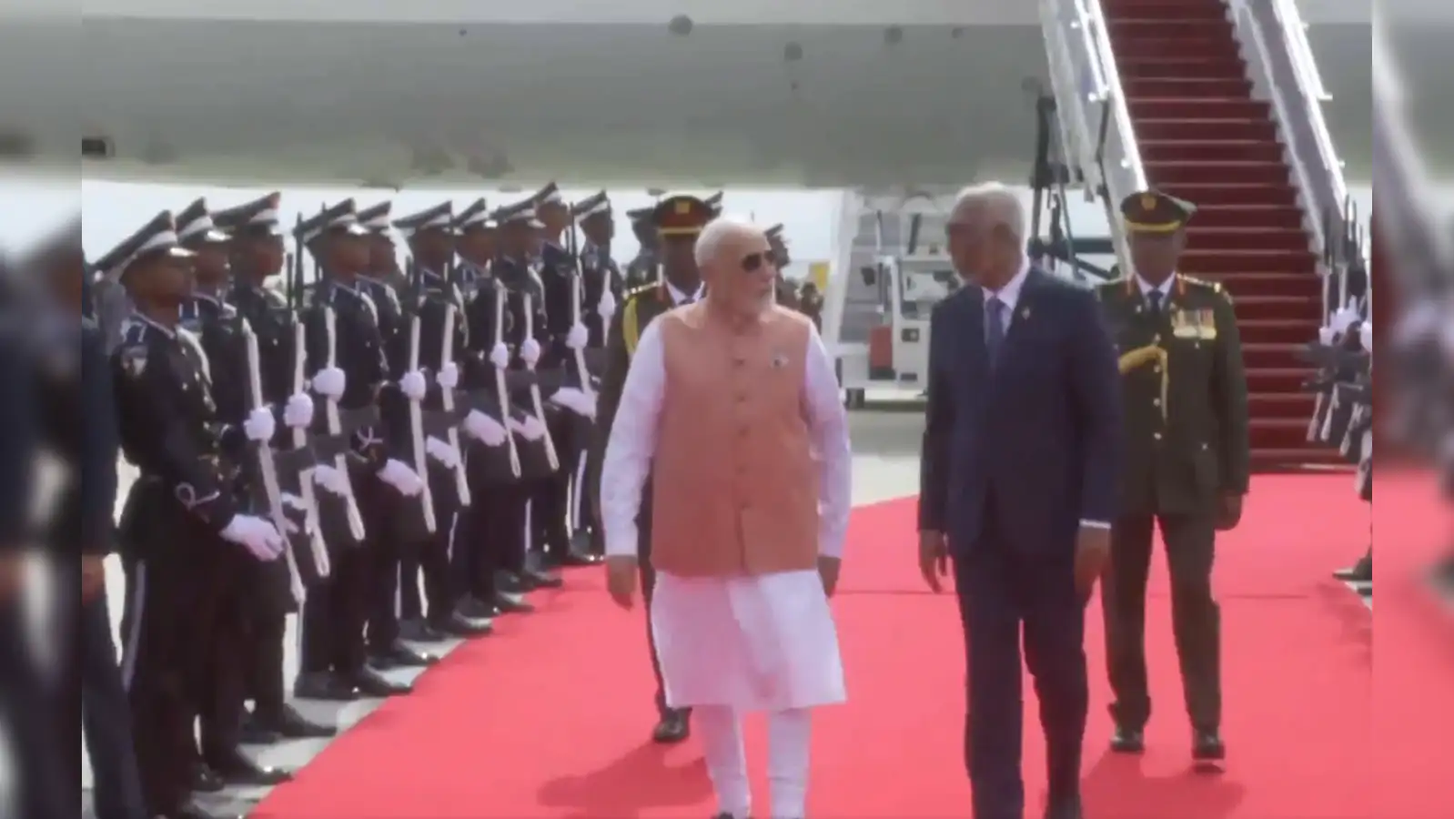 PM Modi arrives in Maldives, received by President Muizzu other senior  leaders - The Economic Times