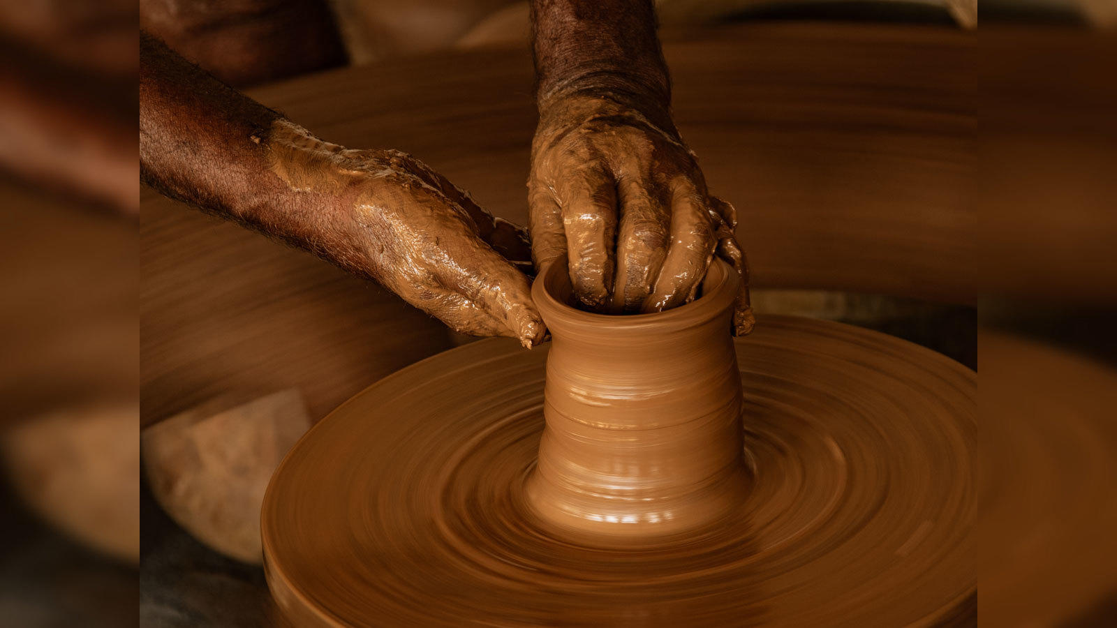 Making in the Moment Pottery Wheel by Horizon Group USA