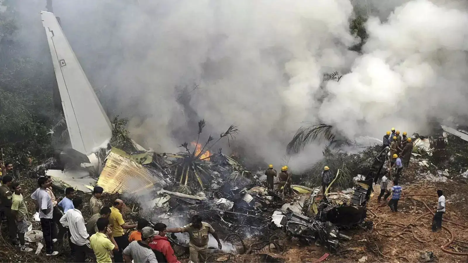 Russian Plane Crash: All dead after Antonov-24 flight crashes near China  border - The Economic Times