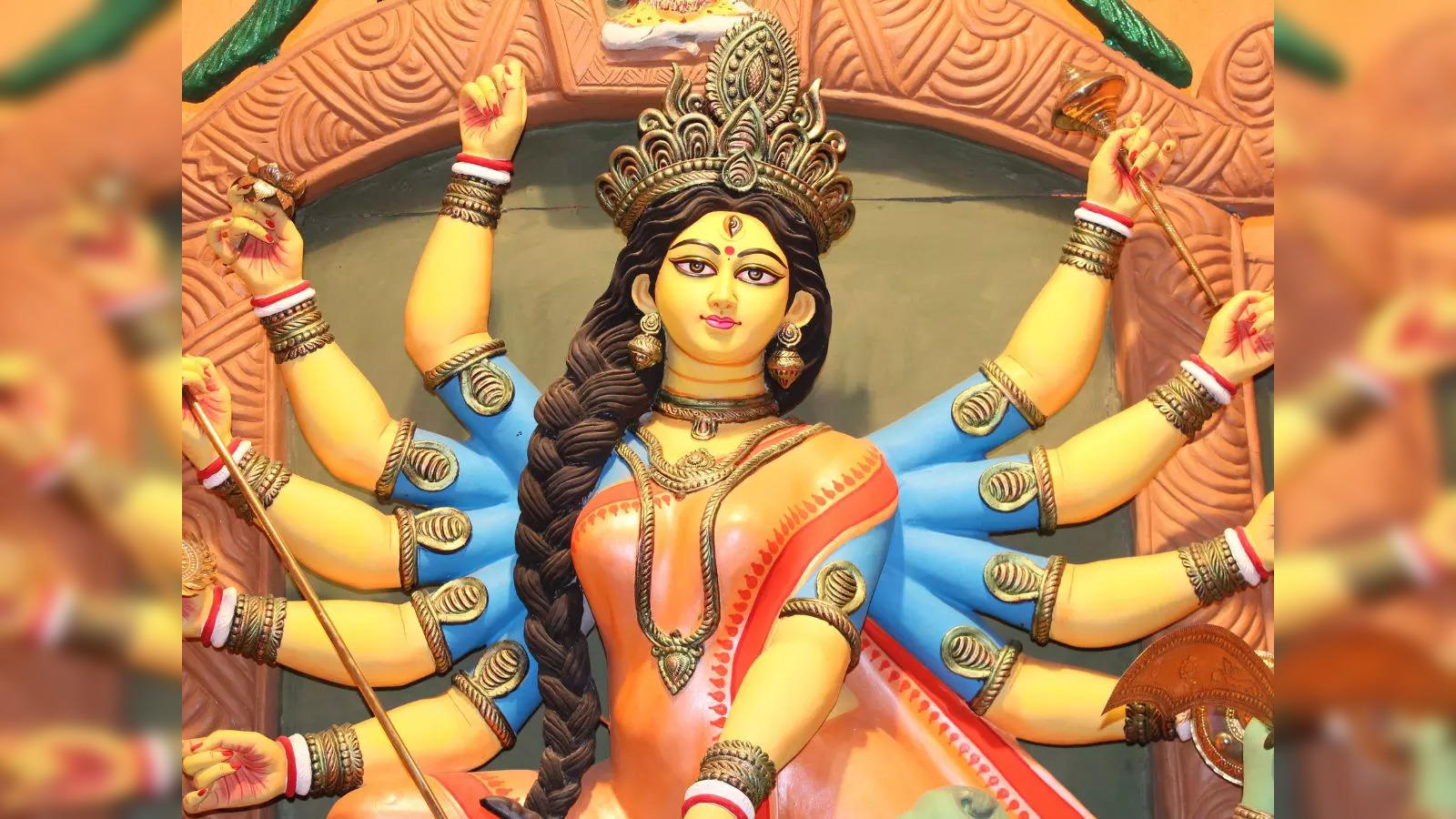 durga puja: For Bengalis, Mahalaya is not just the prelude to 10-day-long  festival but a day of Maa Durga's homecoming - The Economic Times