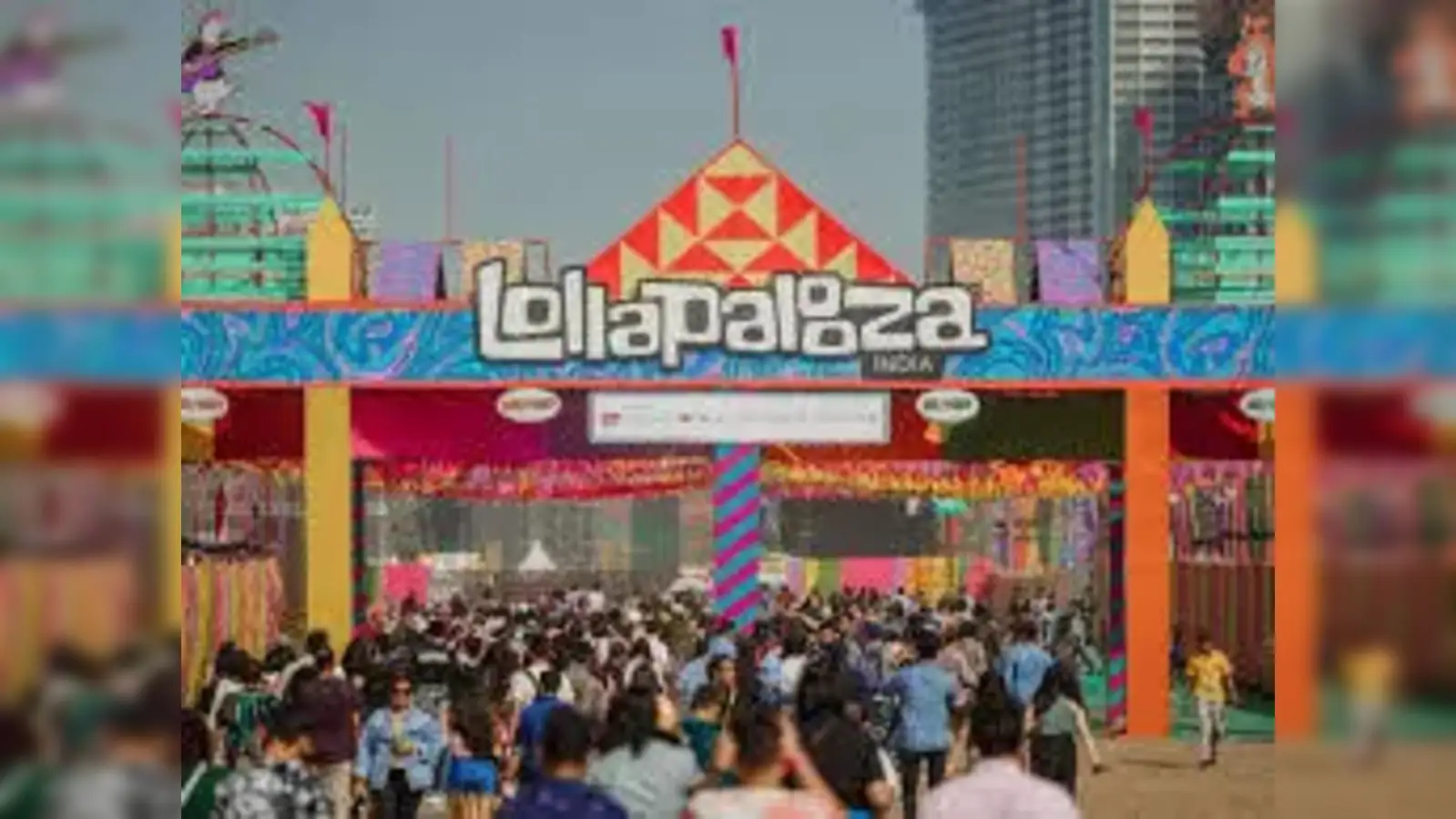 Lollapalooza 2025: Lineup, Dates, Tickets & Everything You Need to Know 2 lollapalooza 2025 festival lineup to be released this tuesday heres what fans need to know
