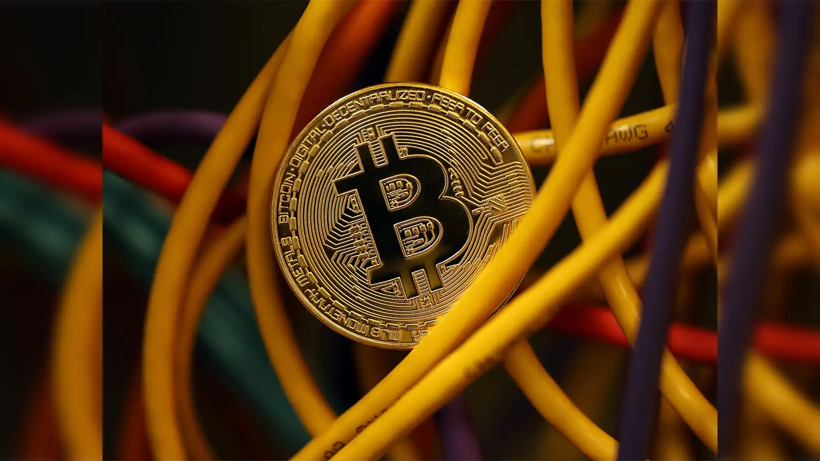 Visa moves to allow payment settlements using cryptocurrency - The Economic  Times