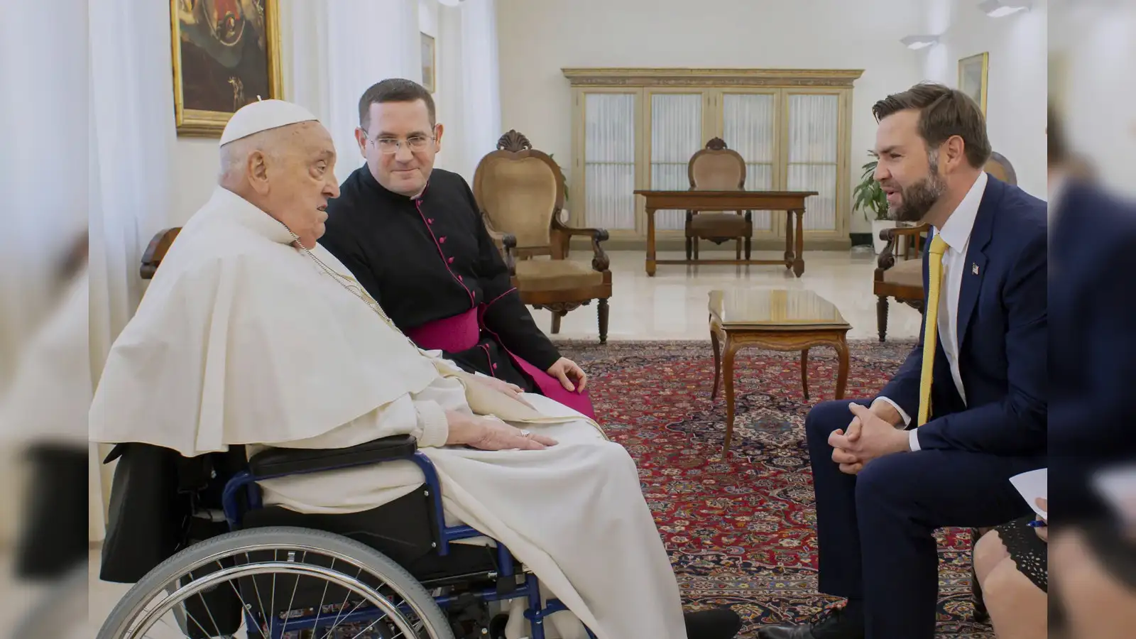 pope francis dies: Pope Francis vs Donald Trump, JD Vance: Here's how the  late pontiff took stand against US' anti-immigration policies - The  Economic Times