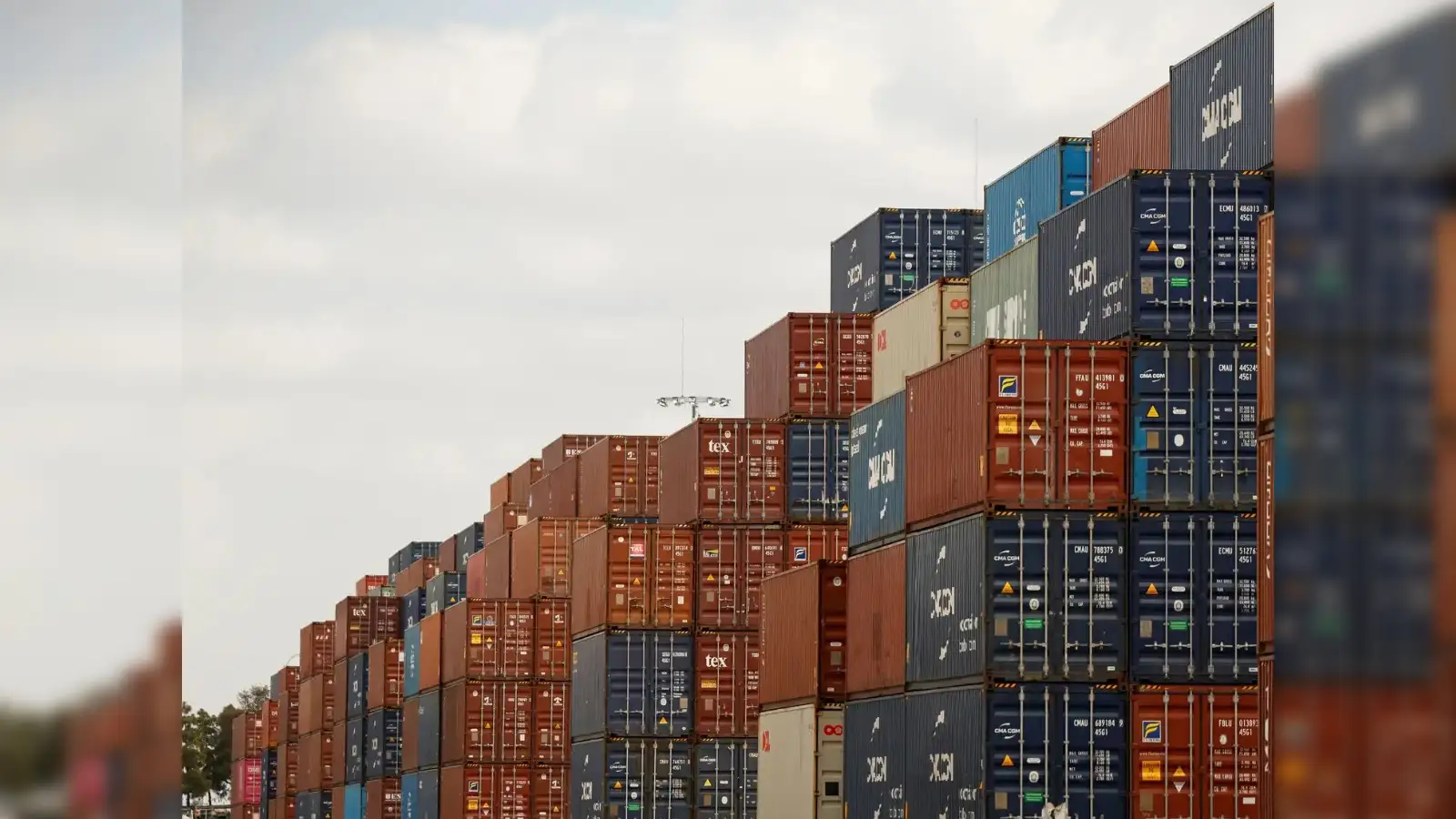 Container ship hit off UAE coast by 'unknown projectile': UK maritime  agency - The Economic Times