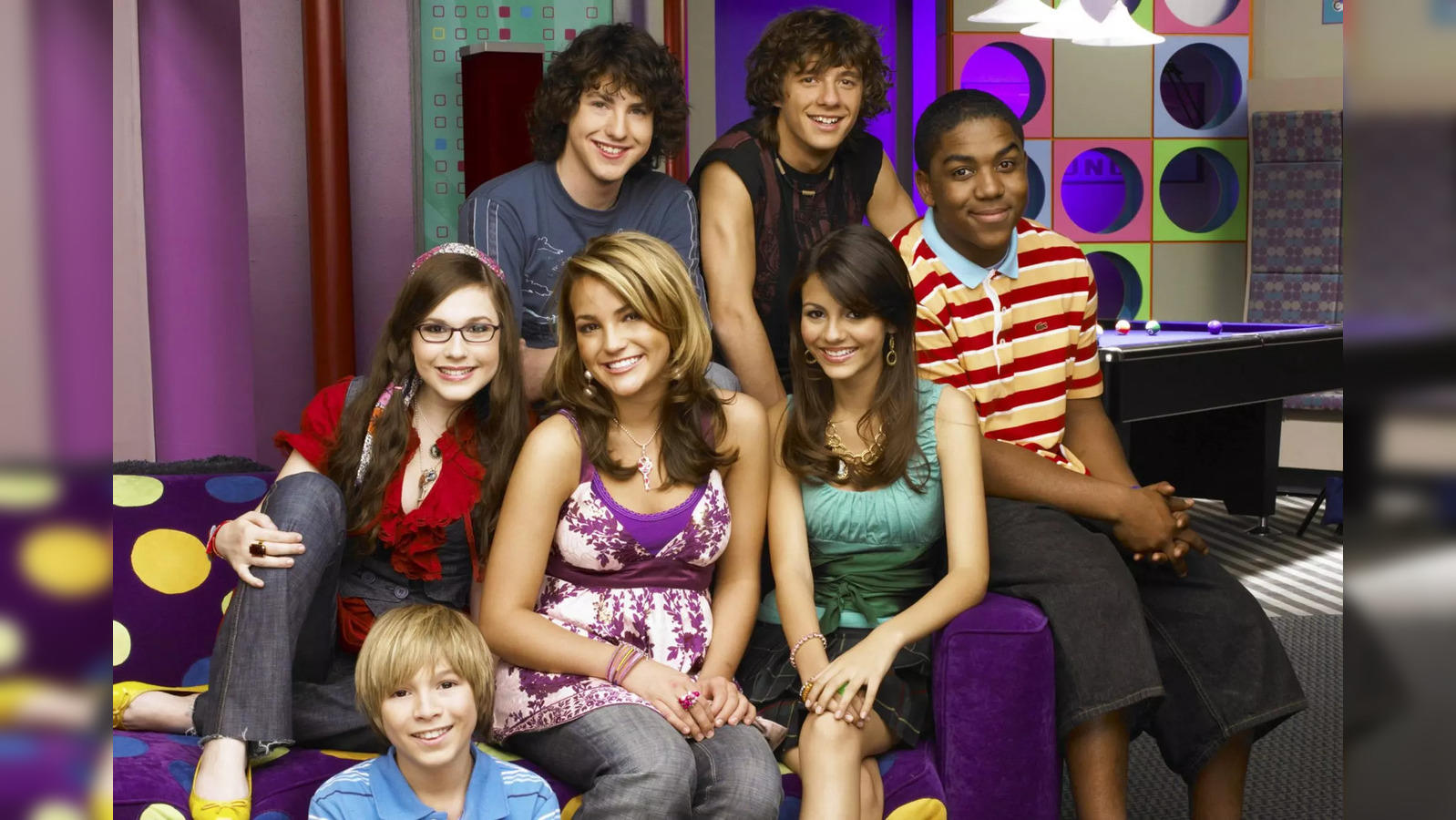 zoey 102 Zoey 102 trailer is out Check cast release date how