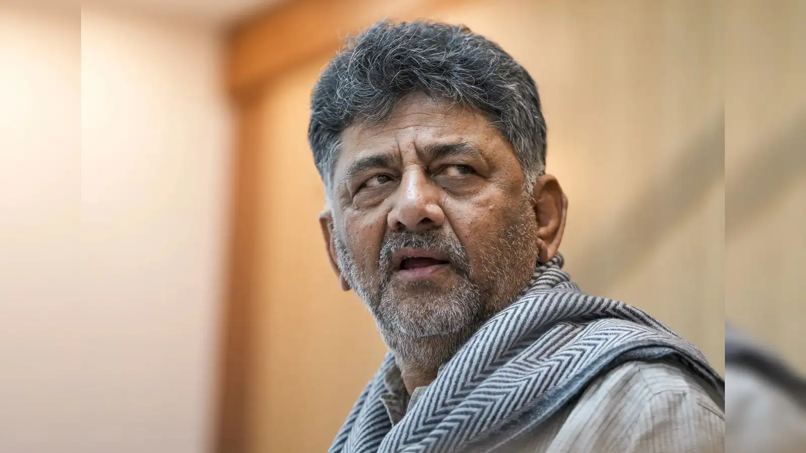 Karnataka: Chief Minister Shivakumar warns gutkha industry of ban if  substances are found - The Economic Times