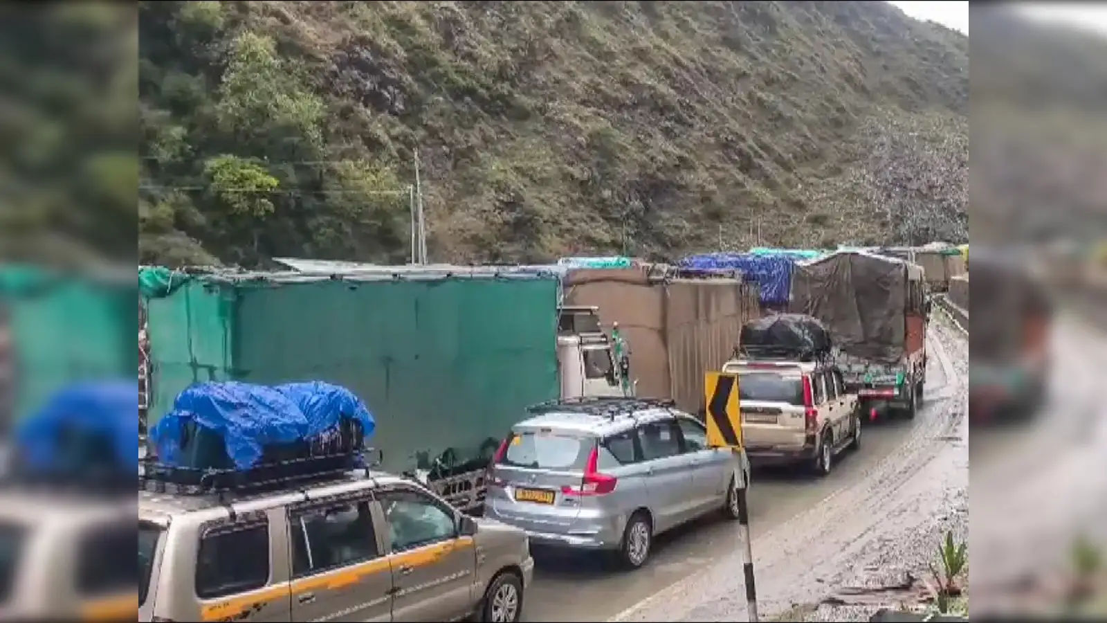 J&K man missing after 'attacked by cow vigilantes'; SIT probe underway, highway blocked in protest