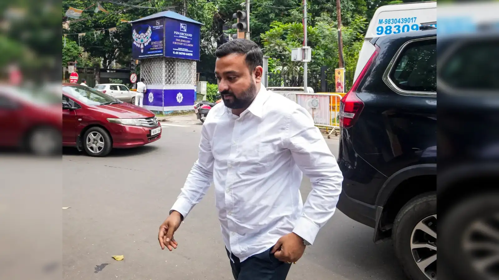 Bengal CID detains Abhishek Banerjee's aide after Supreme Court rejects anticipatory bail plea