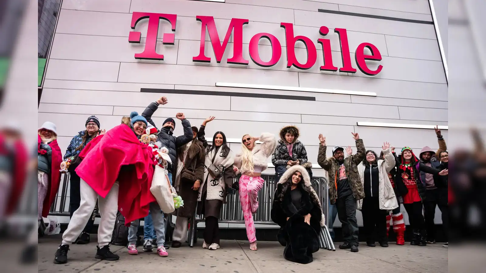 Deutsche Telekom T-Mobile US merger: Why are Deutsche Telekom and T-Mobile  US stocks crashing on merger talks—could this $400B deal become telecom's  biggest ever, or is the shares drop a rare dip