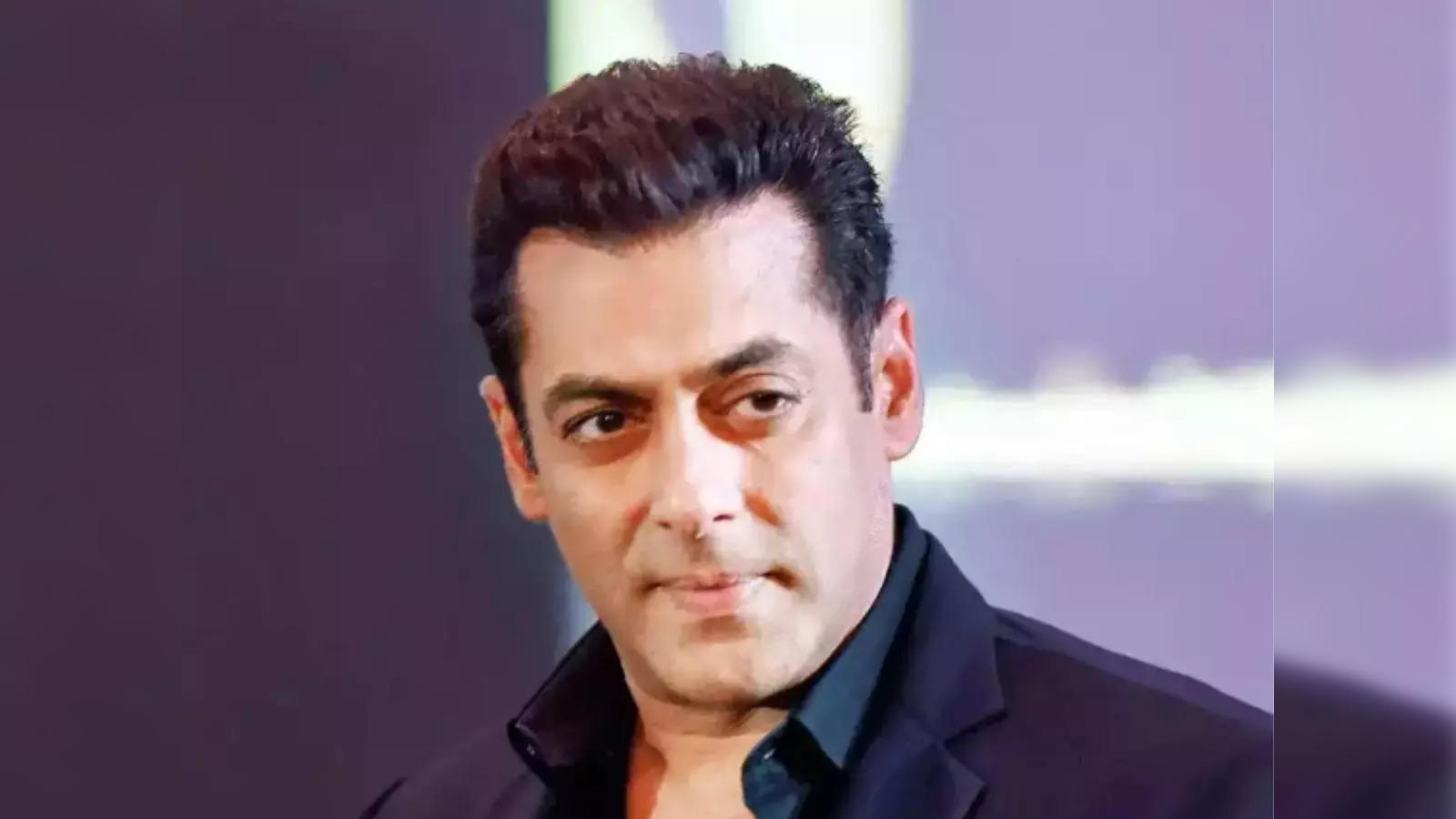 Bollywood Actor Salman Khan New Hairstyle Look Viral | Times Now Navbharat