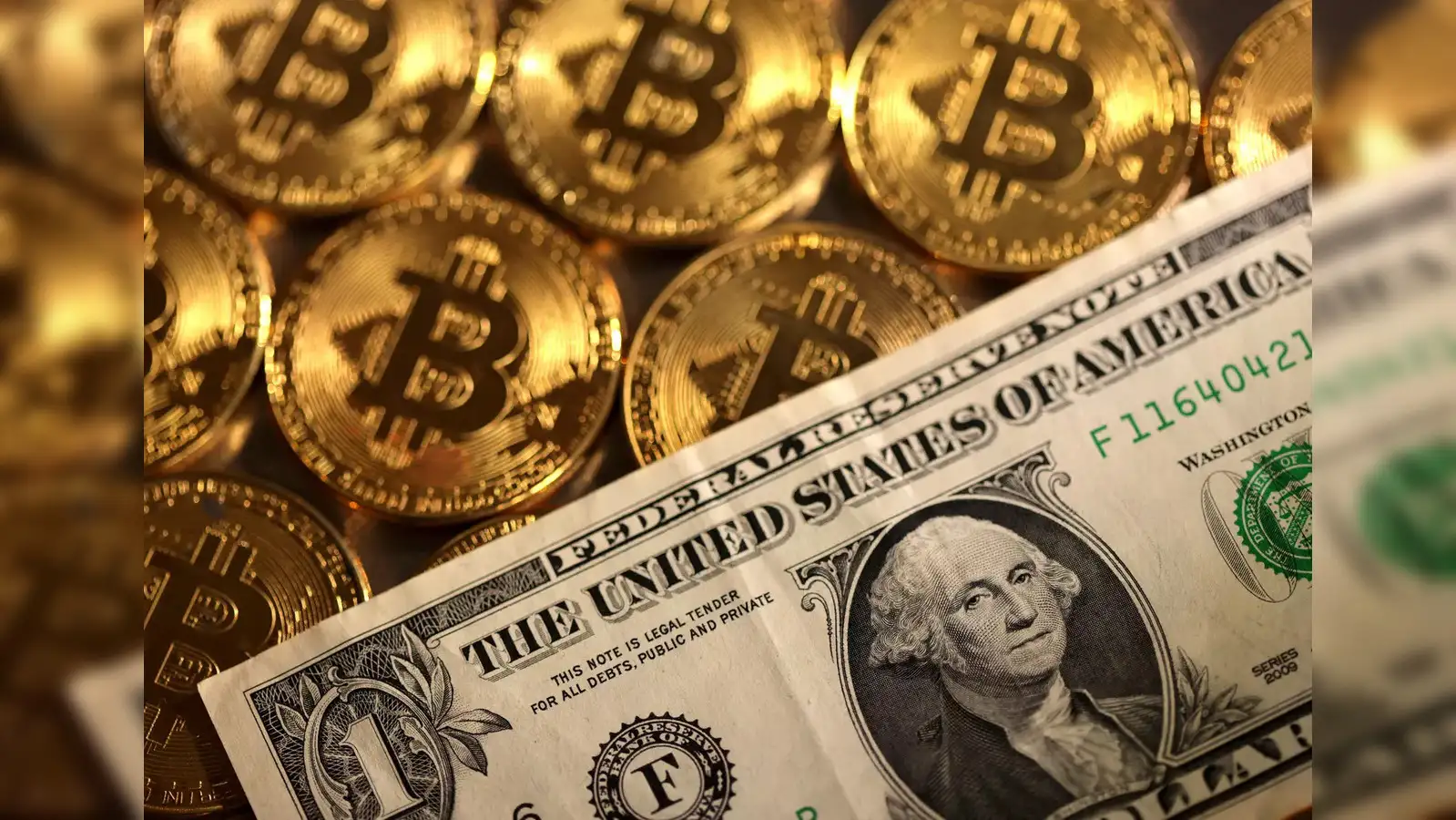 Bitcoin price: Bitcoin leaps above $21,000 as U.S. dollar sags - The  Economic Times