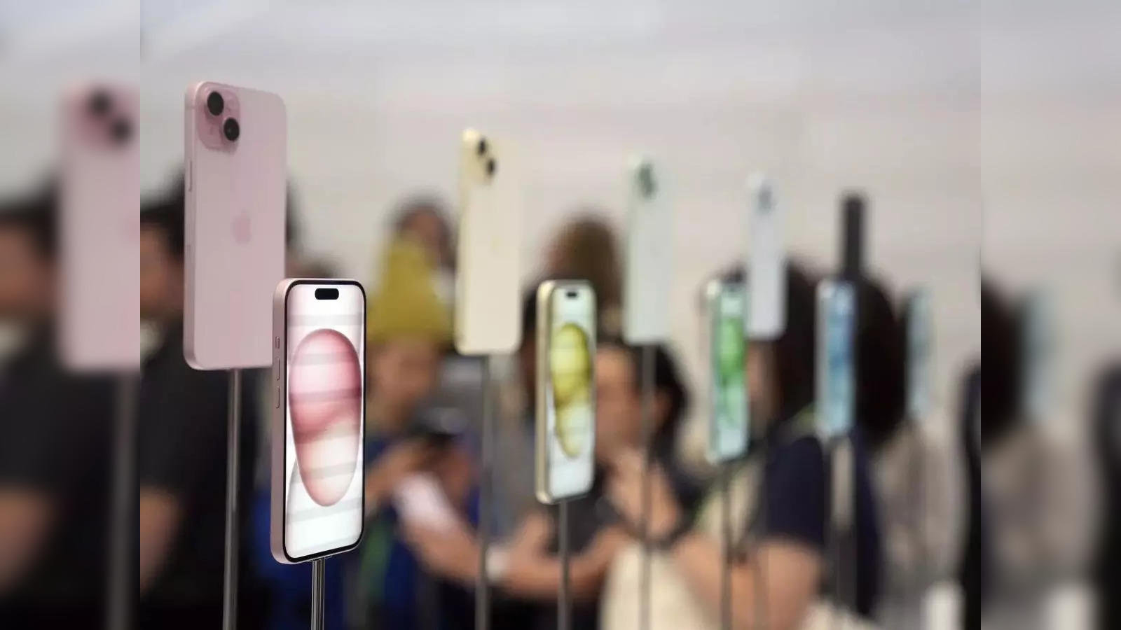 sale: Sale of iPhone 15 sees 100% growth versus iPhone 14's on