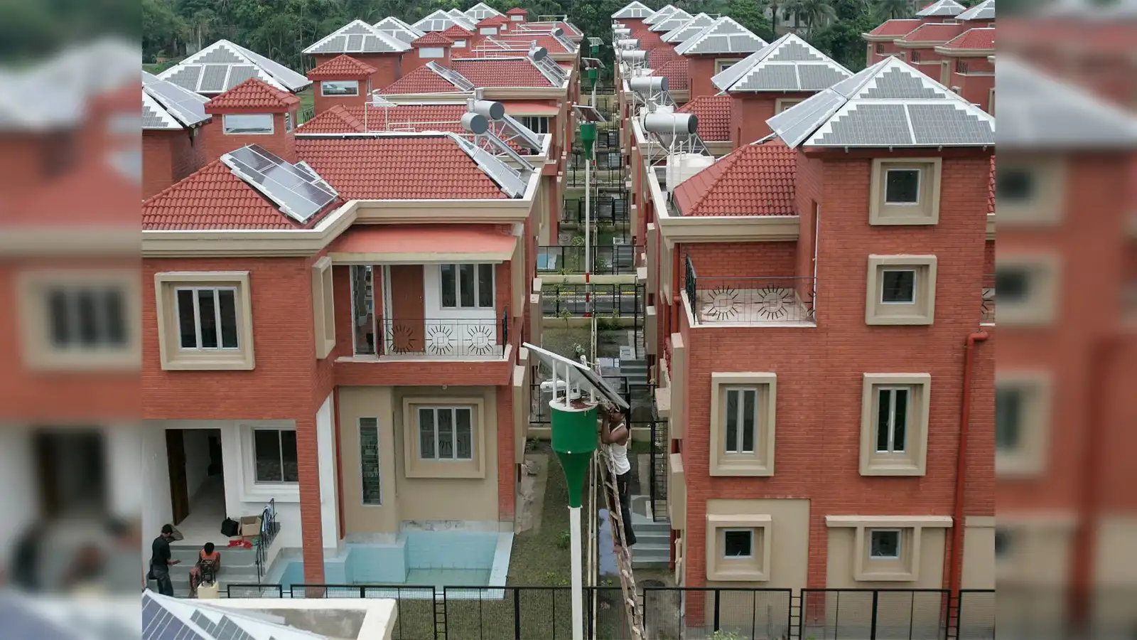 Renewable surge fuels multi-year boom to India's power equipment industry: Report