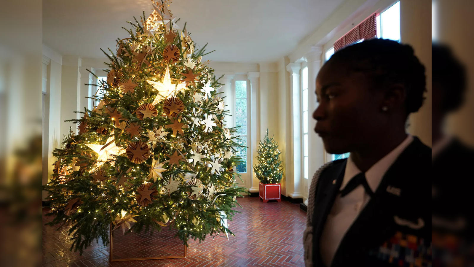 2022 White House Christmas ornament honors gingerbread tradition