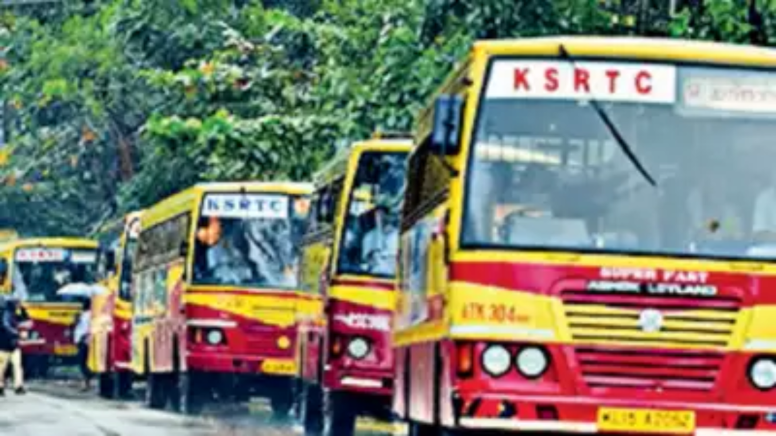 Ksrtc bus hi-res stock photography and images - Alamy