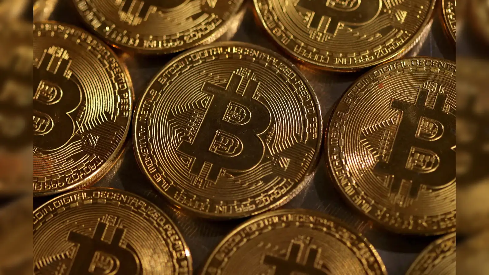Cryptocurrency Price on March 28: Bitcoin falls below $70,000; Ethereum,  Avalanche decline up to 4% - The Economic Times
