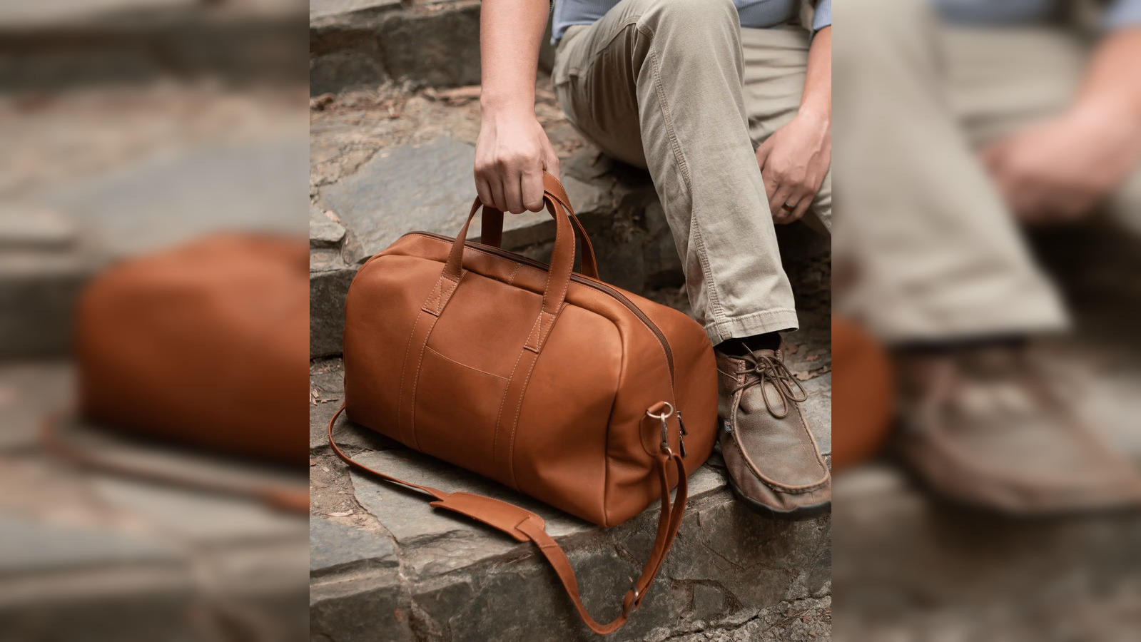 Combo Of Marcas La Tuque Duffle Bag & Unisex Travelling Kit