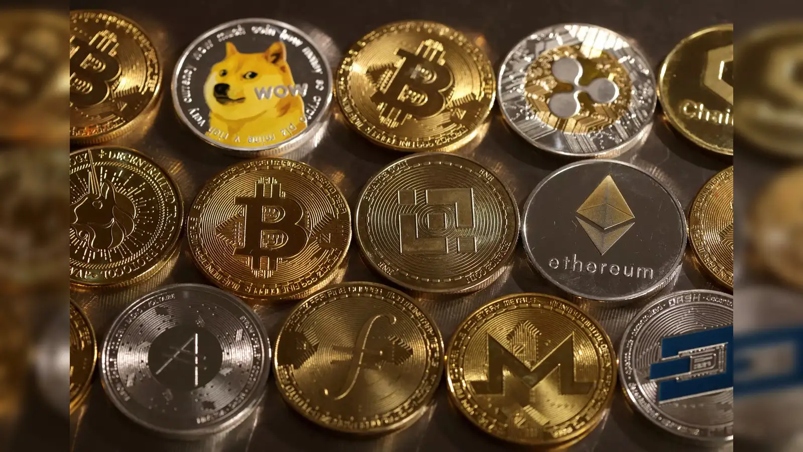 Crypto Price Today: Bitcoin holds above $60k but down 1.5%. Ethereum, BNB,  Solana, Dogecoin, others fall up to 4% - The Economic Times