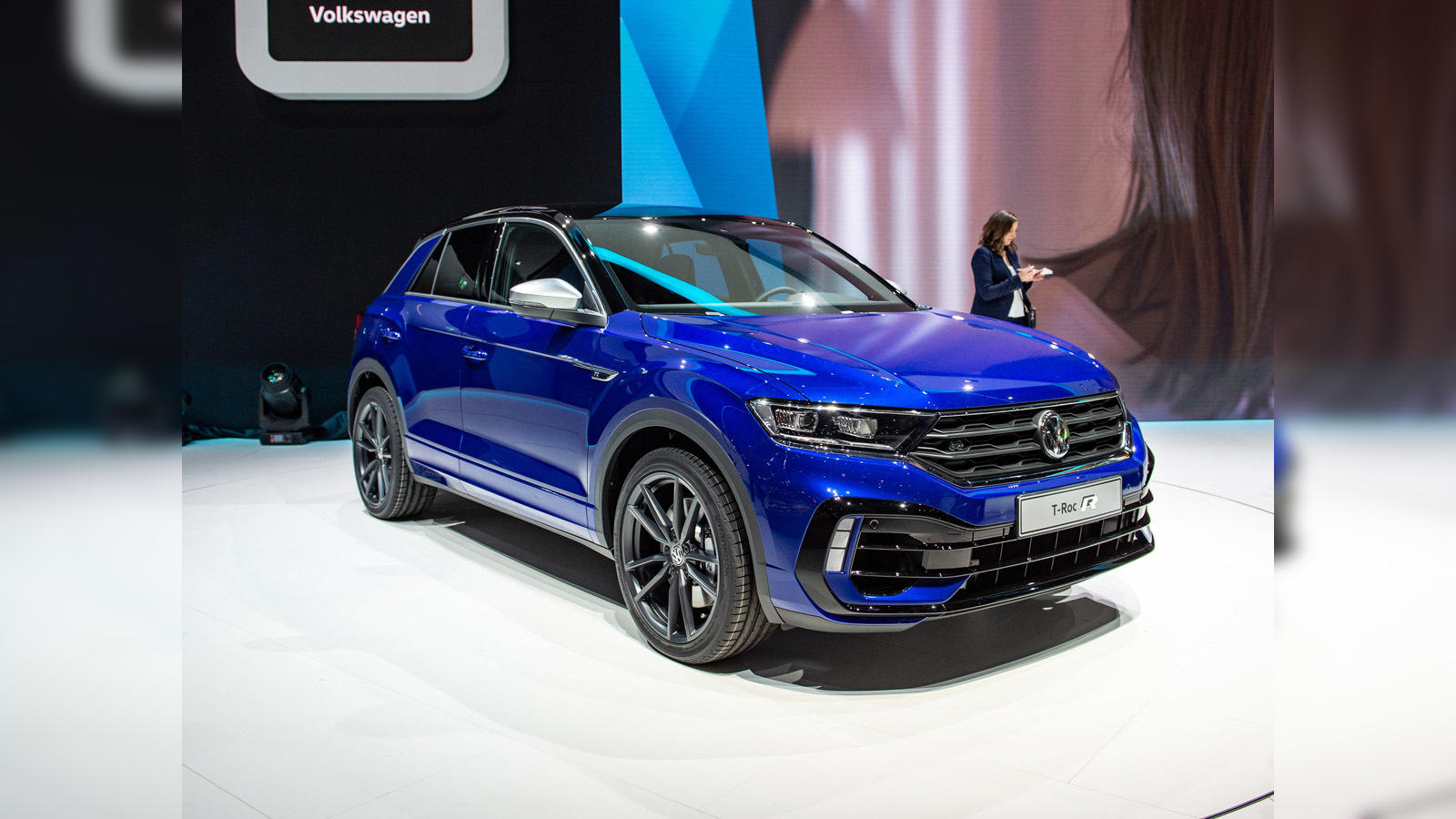 Volkswagen T-Roc sells out, auto company closes bookings for newly-launched  SUV - The Economic Times