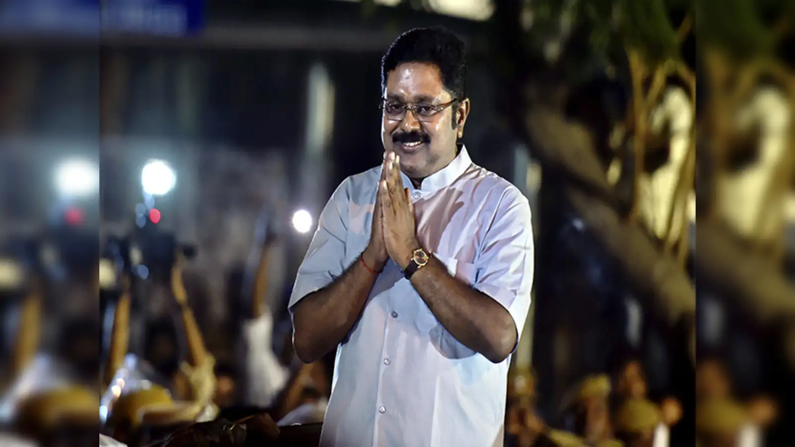 Dhinakaran: T T V Dhinakaran sworn in as MLA - The Economic Times