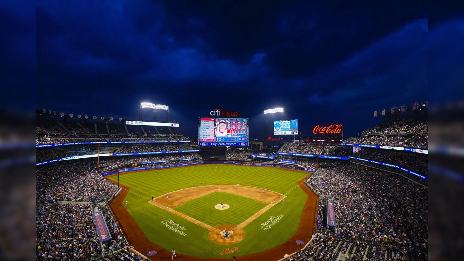 Download MLB Petco Park Stadium Night Wallpaper