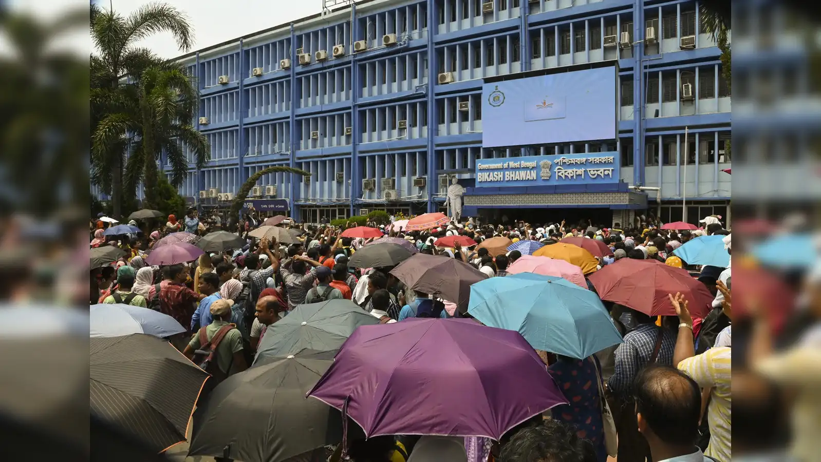 Bengal to bar government school staff from political activities: Minister