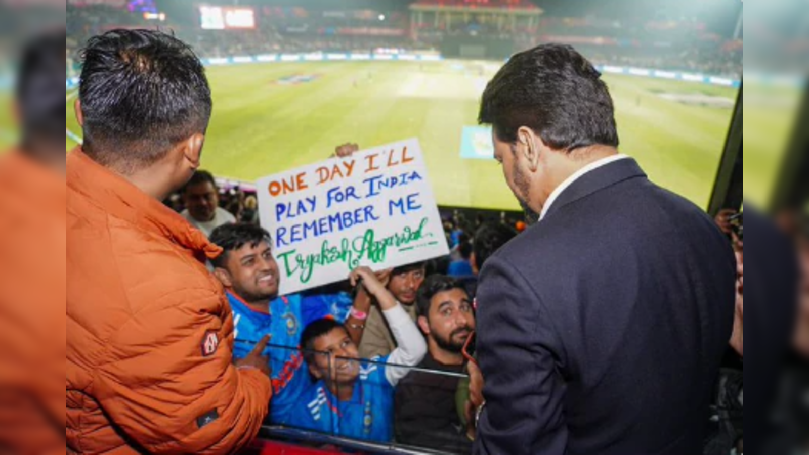 Ready To :Swiggy's Hilarious Take On Team India's Orange