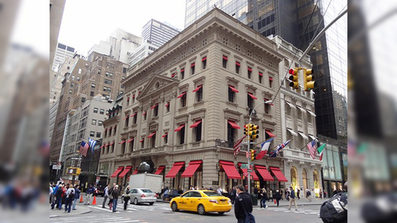 The 1 mn pearl necklace that helped close the Cartier building