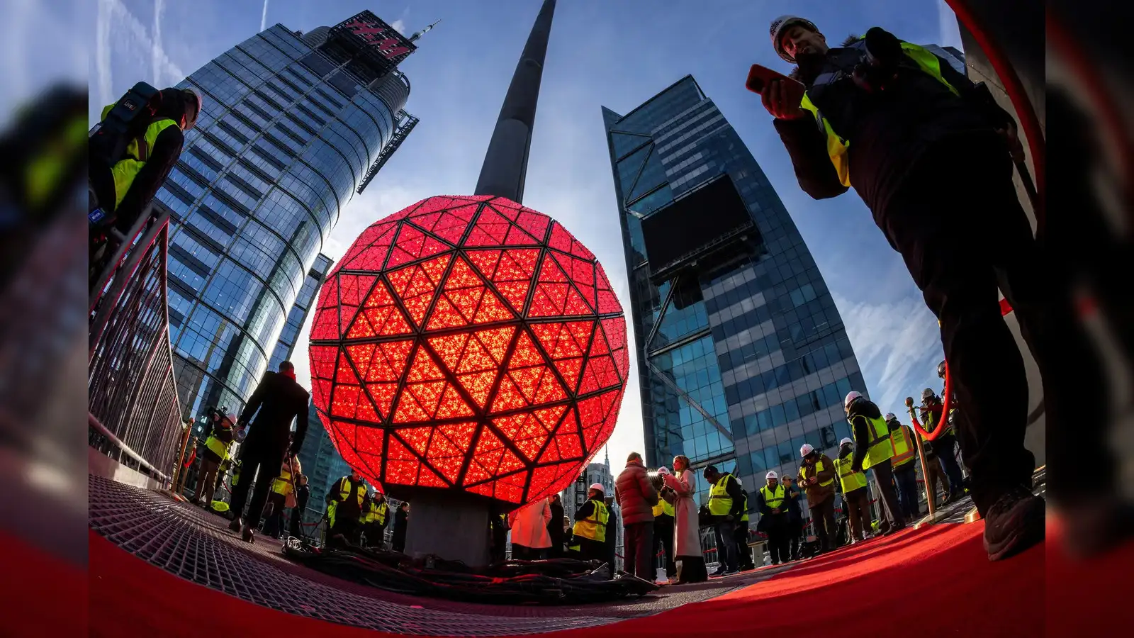 New Year's Day 2025, New Year's Eve are Federal holidays