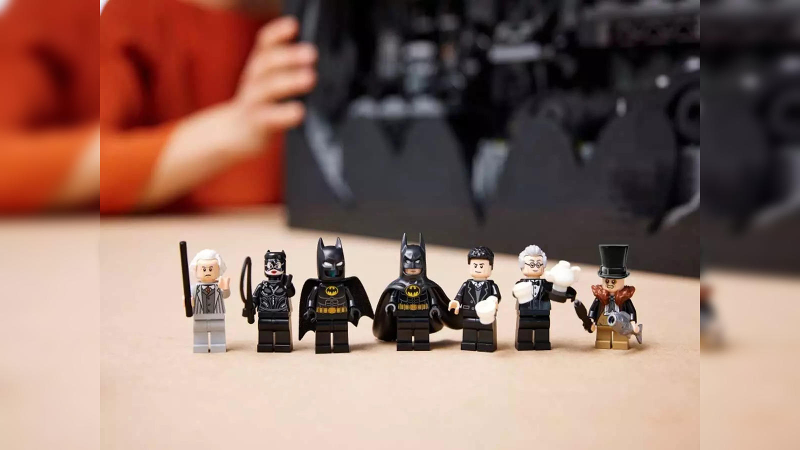 Lego is releasing an incredible 3,981-piece Batcave from Batman Returns -  The Verge