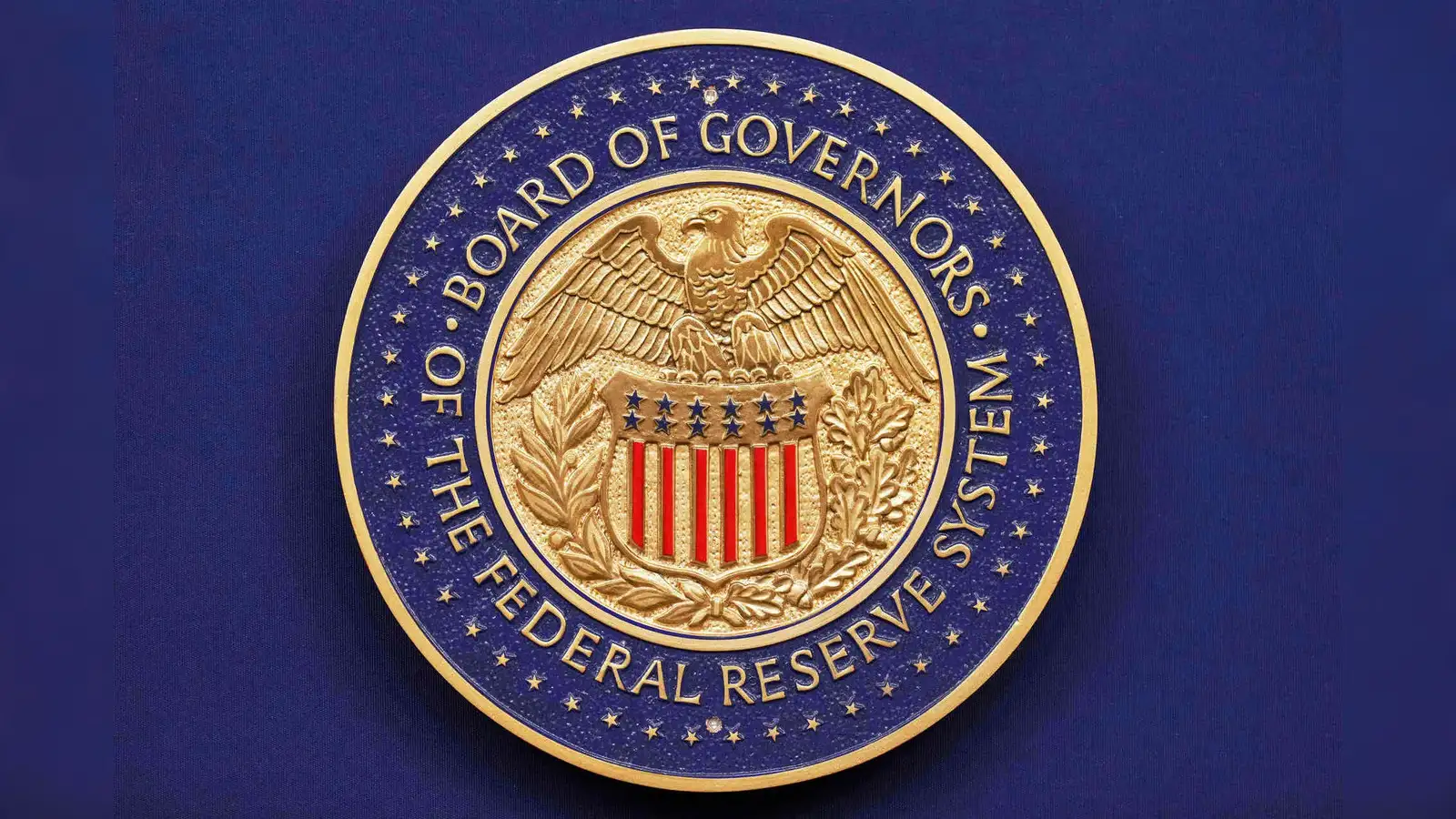 US Federal Reserve officials showed deep divisions at December meeting,  minutes show - The Economic Times