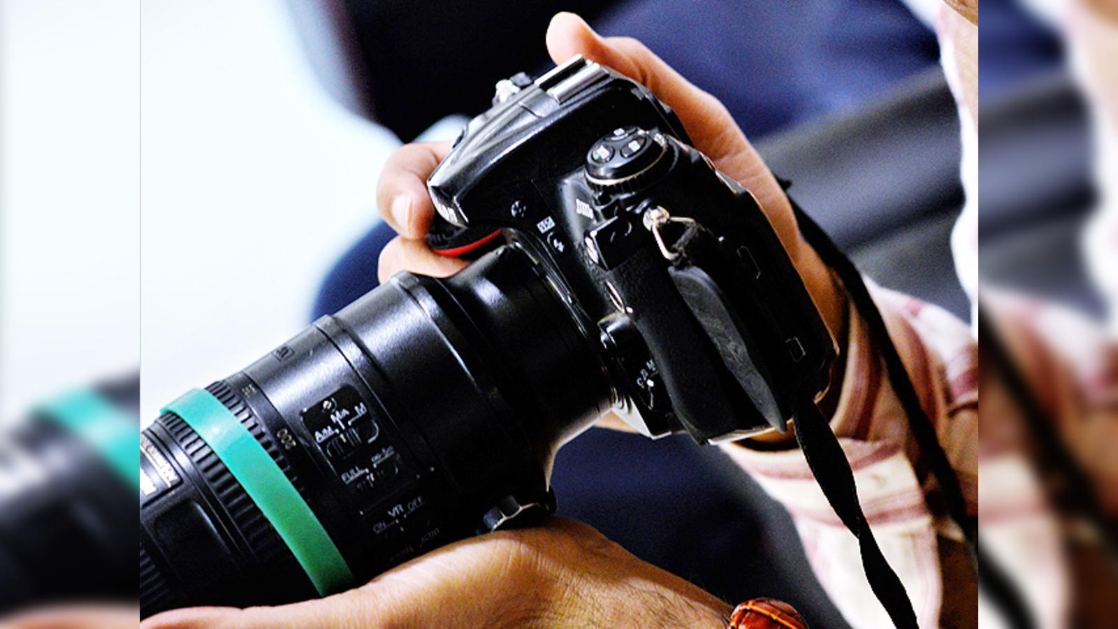 DSLR Camera: Planning to buy a DSLR camera? Here's a crash course