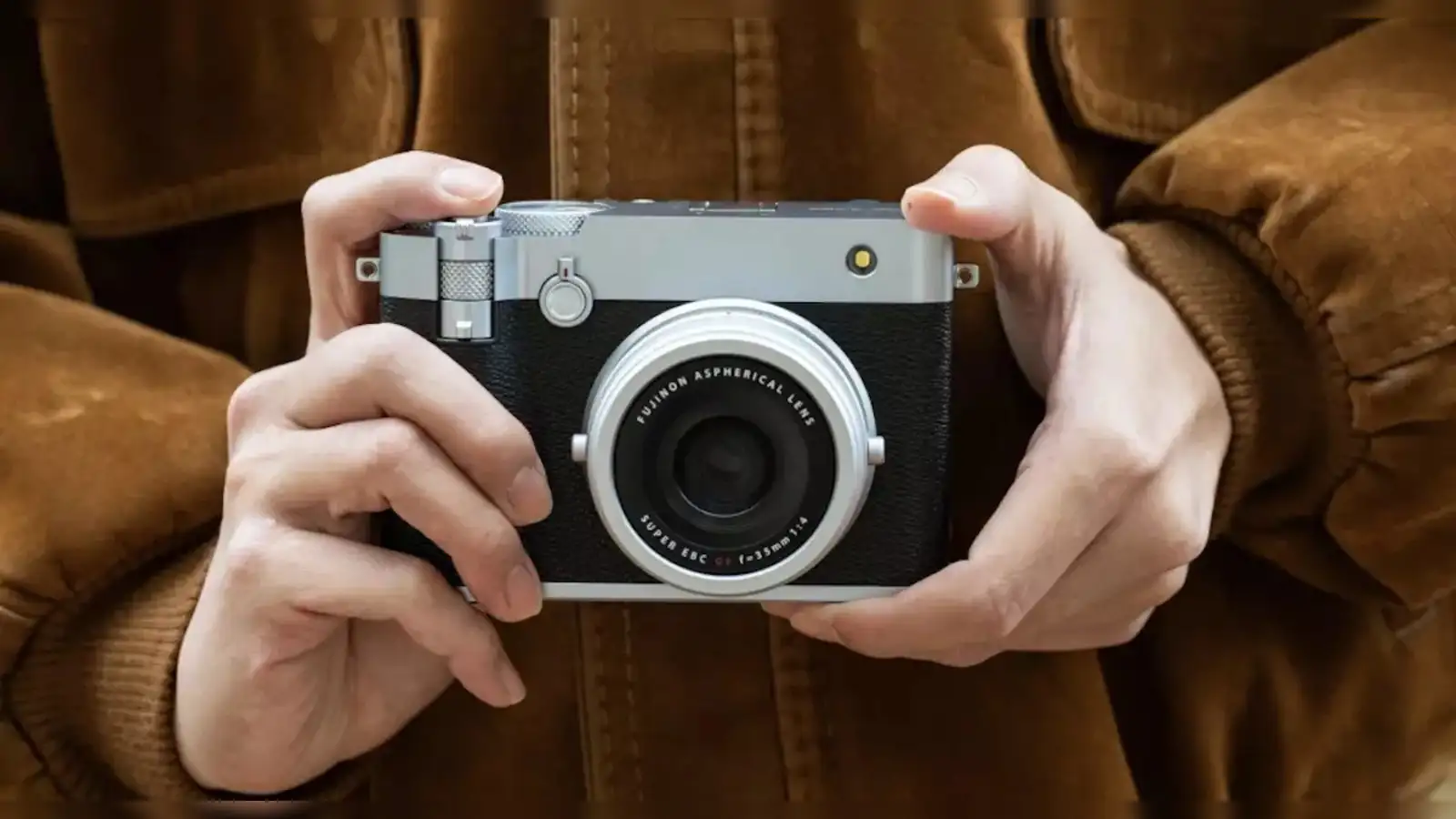 fujifilm-gfx100rf-a-compact-medium-format-powerhouse-with-a-fixed-lens.jpg