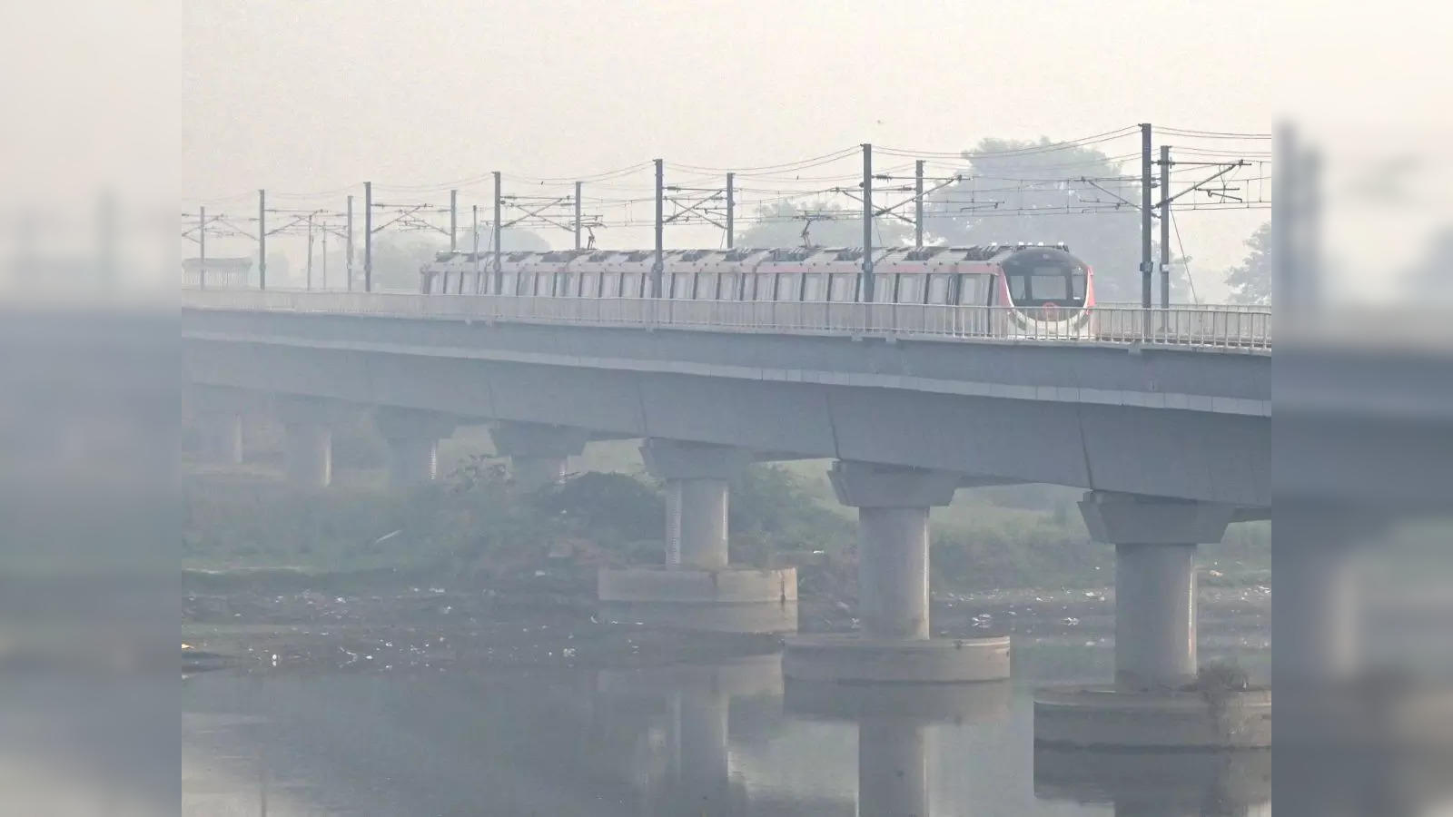 delhi: GRAP III invoked, anti-smog guns deployed as Delhi govt