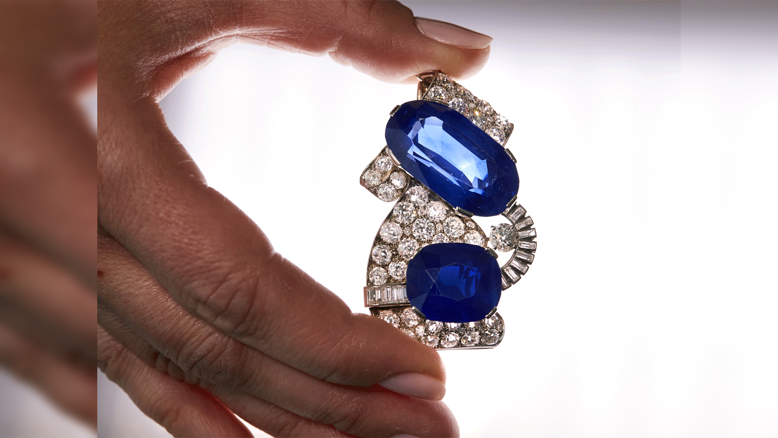 Arte*Vitta Kashmir Sapphire Art Deco Revival Ring - Abracadabra Jewelry /  Gem Gallery
