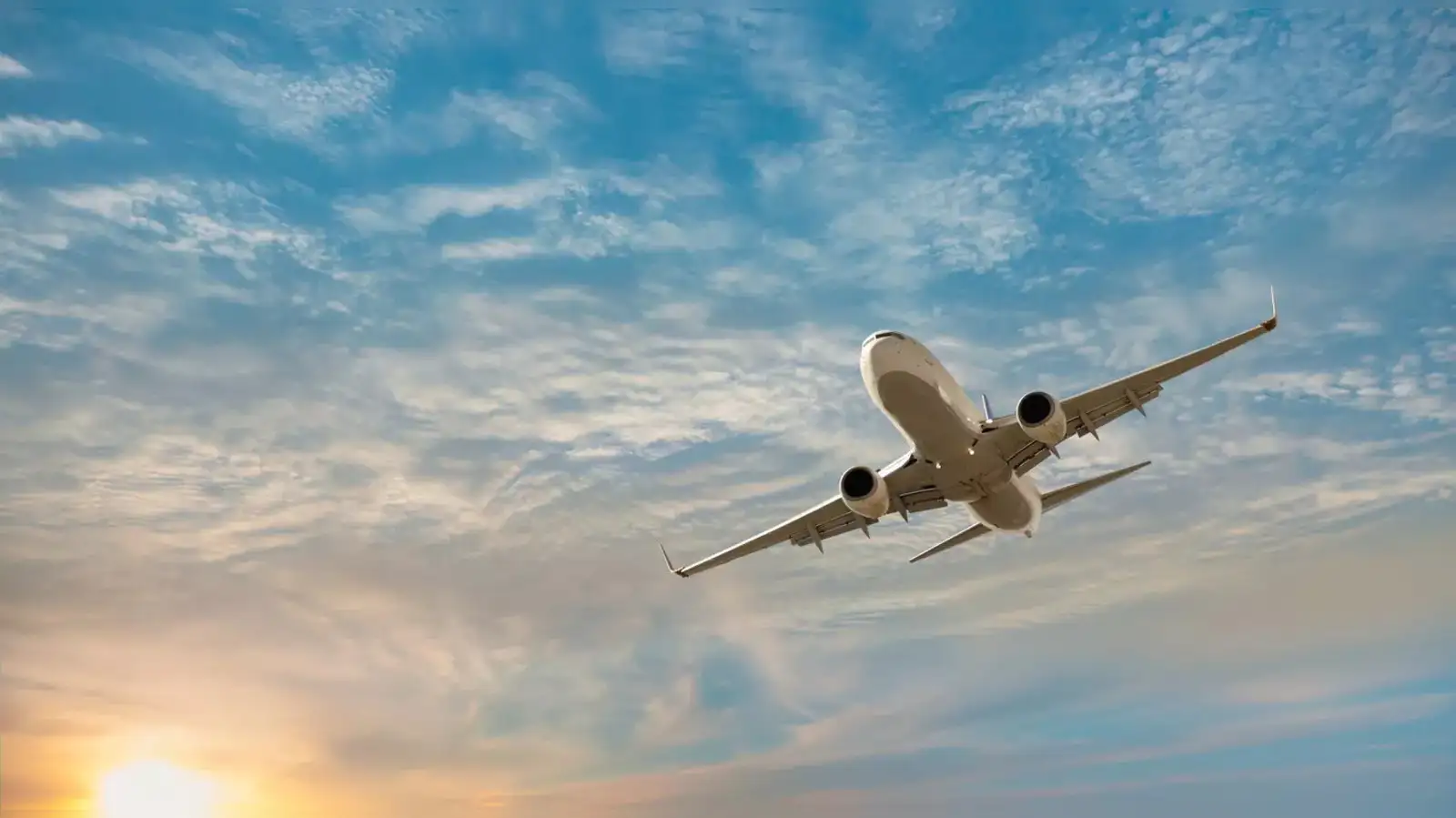 Pakistan to extend closure of its airspace for Indian flights by another  month: Report - The Economic Times