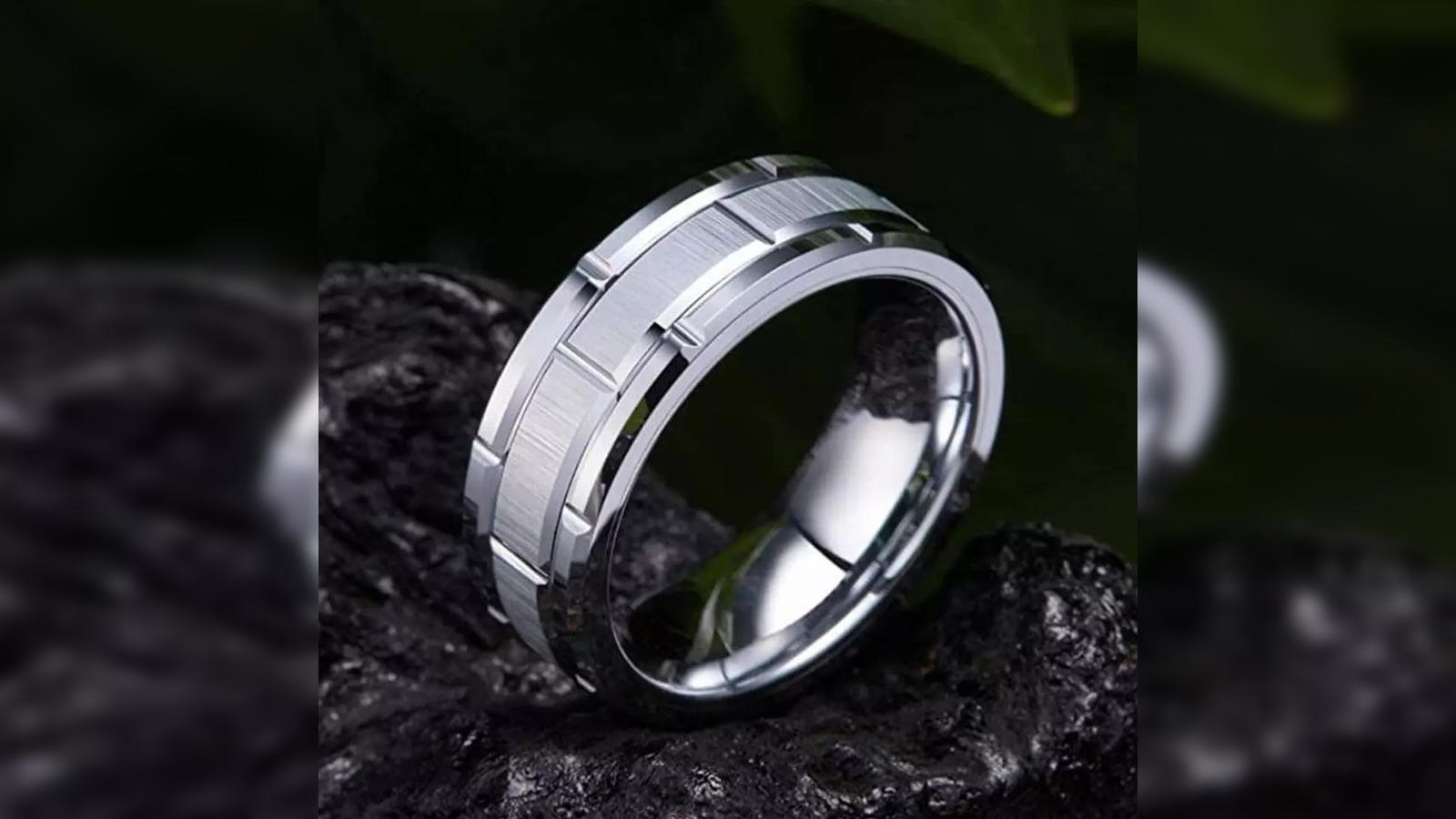 Buy Stylish Diamond and Gold Ring For Men Online | ORRA-happymobile.vn
