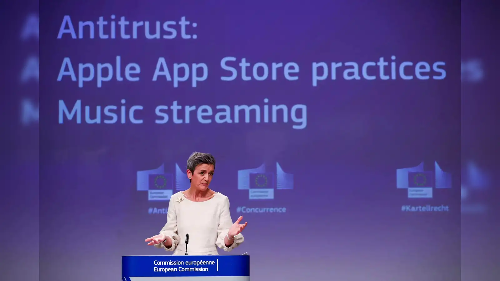Apple Receives EU Warning to Open Up iPhone Operating System Under Antitrust Rules