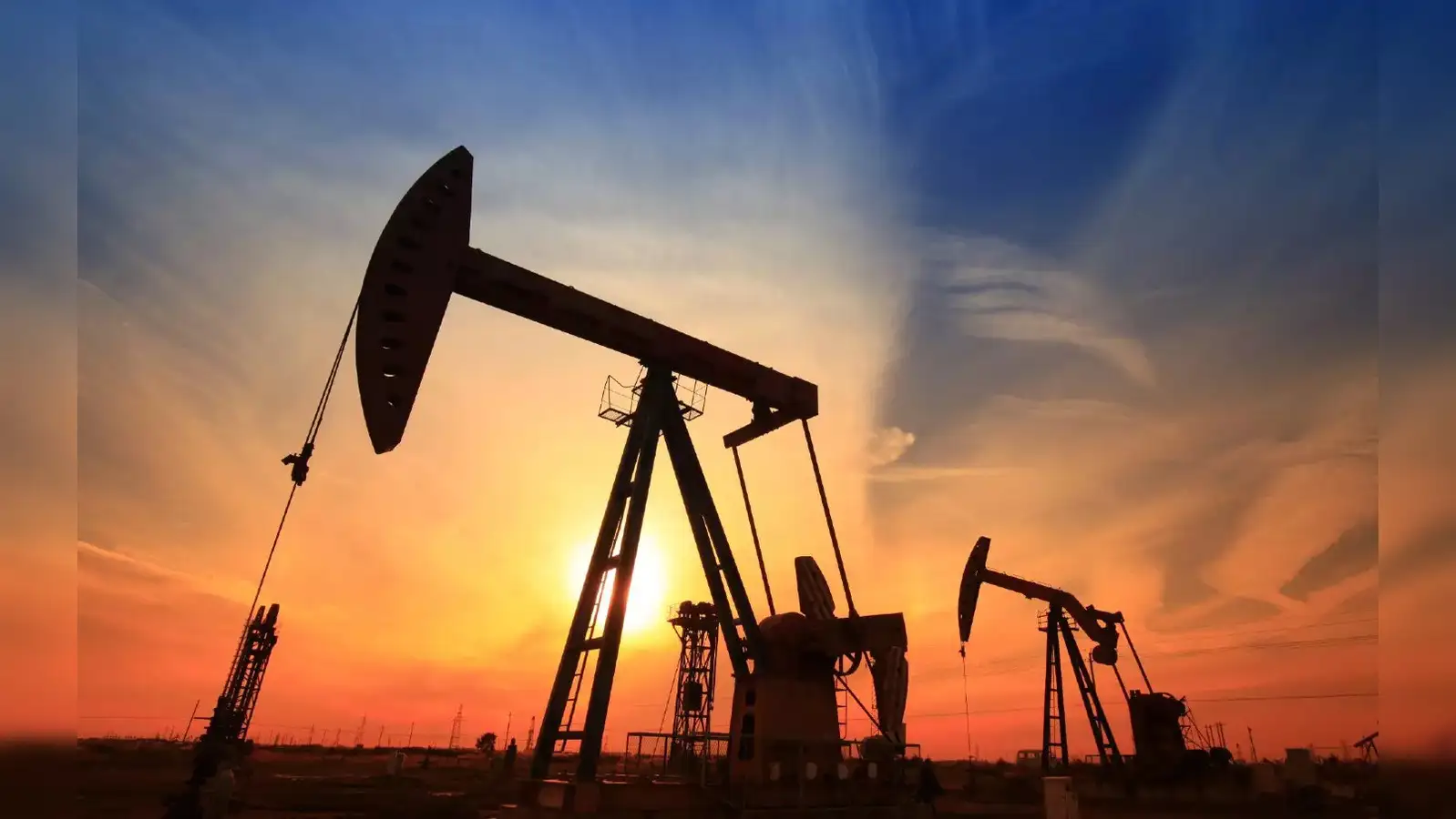 Oil prices rise on bigger-than-expected drop in US crude stocks - The Economic Times