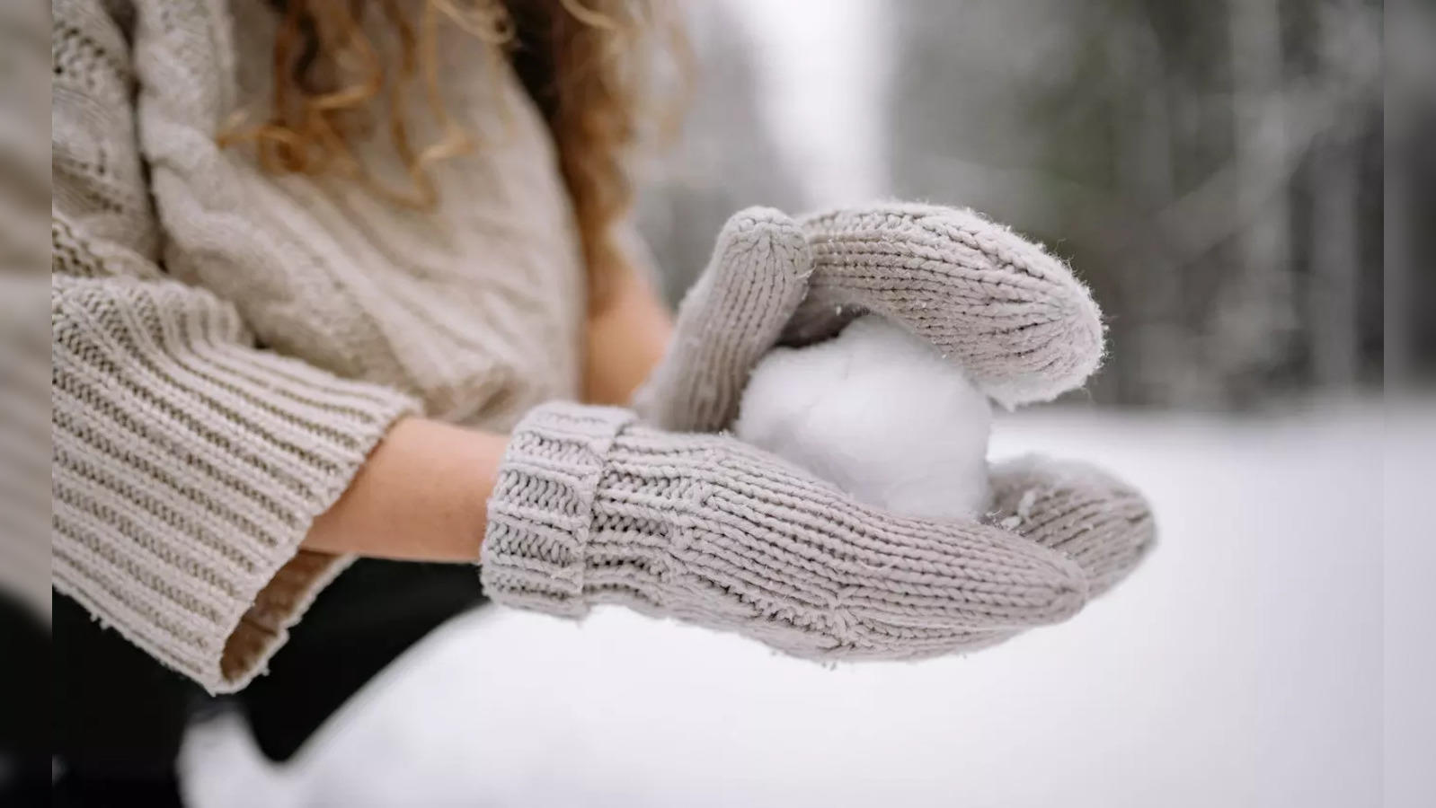 Best winter gloves for women: Best winter gloves for women - Embrace winter  in style and warmth - The Economic Times