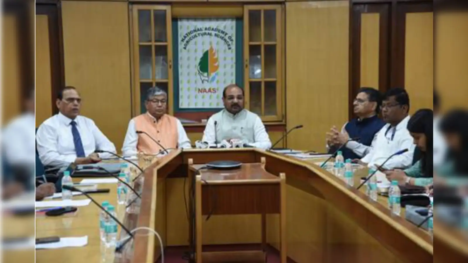 Reducing fertiliser import dependence vital: Jat, Secretary DARE