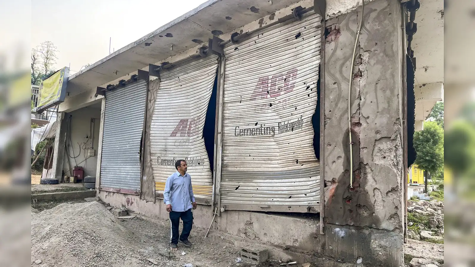 Heavy Pak shelling leaves trail of destruction in J-K's Poonch
