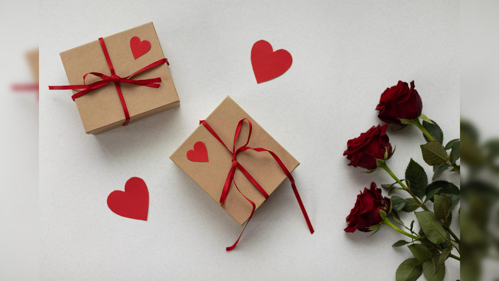 Valentine's Day Gift Ideas for Girlfriend: Best Valentine's Day Gift Ideas  for Girlfriend: Thoughtful Picks that will Melt her Heart (2024) - The  Economic Times