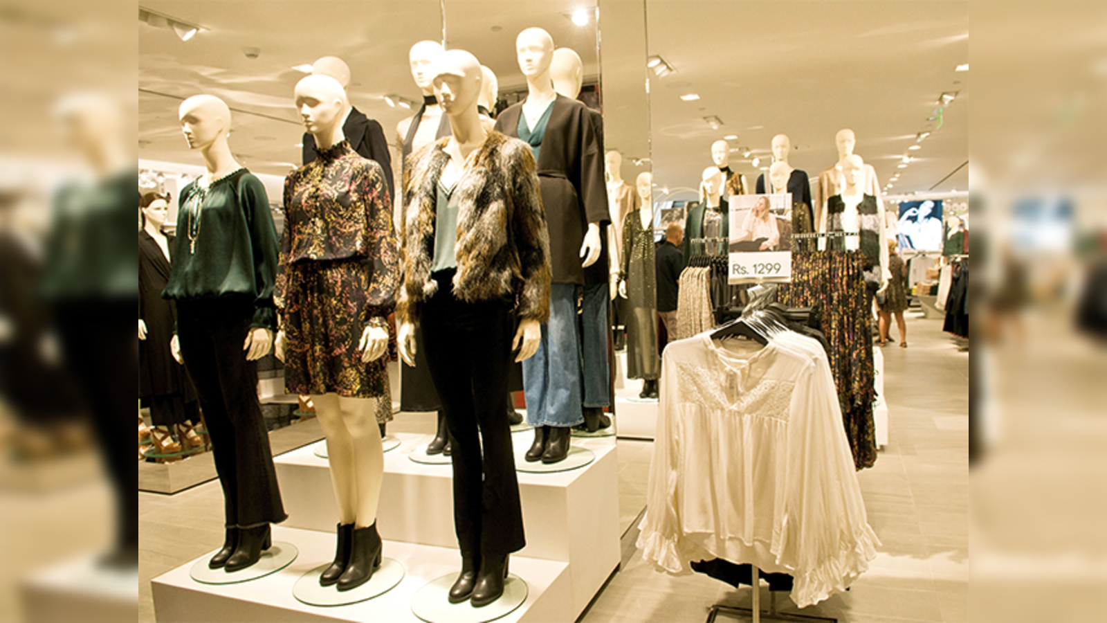 Zara: H&M strikes a chord with Indians, turns profitable in just 6 months -  The Economic Times