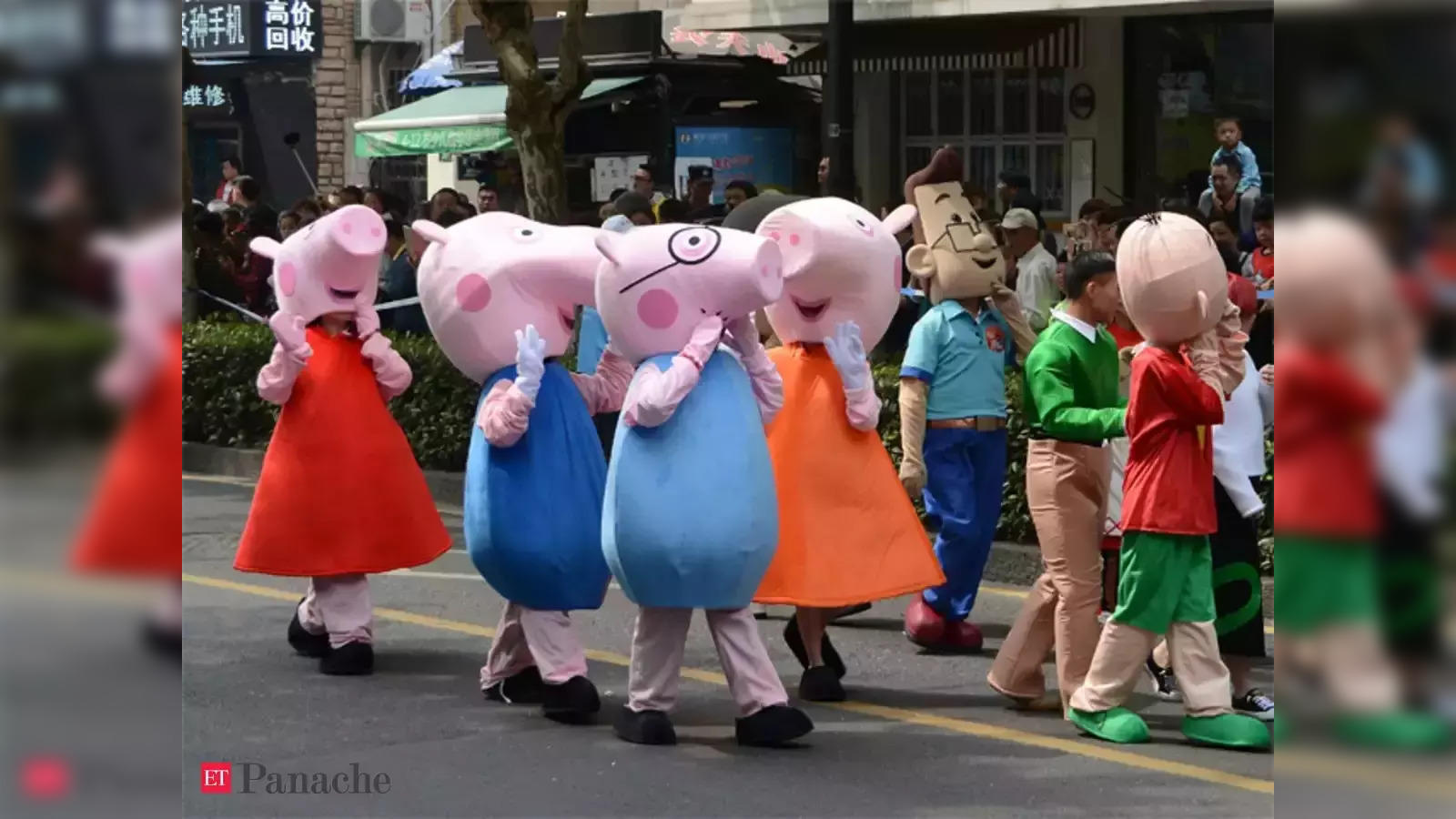 Peppa Pig: First same-sex couple for children's show