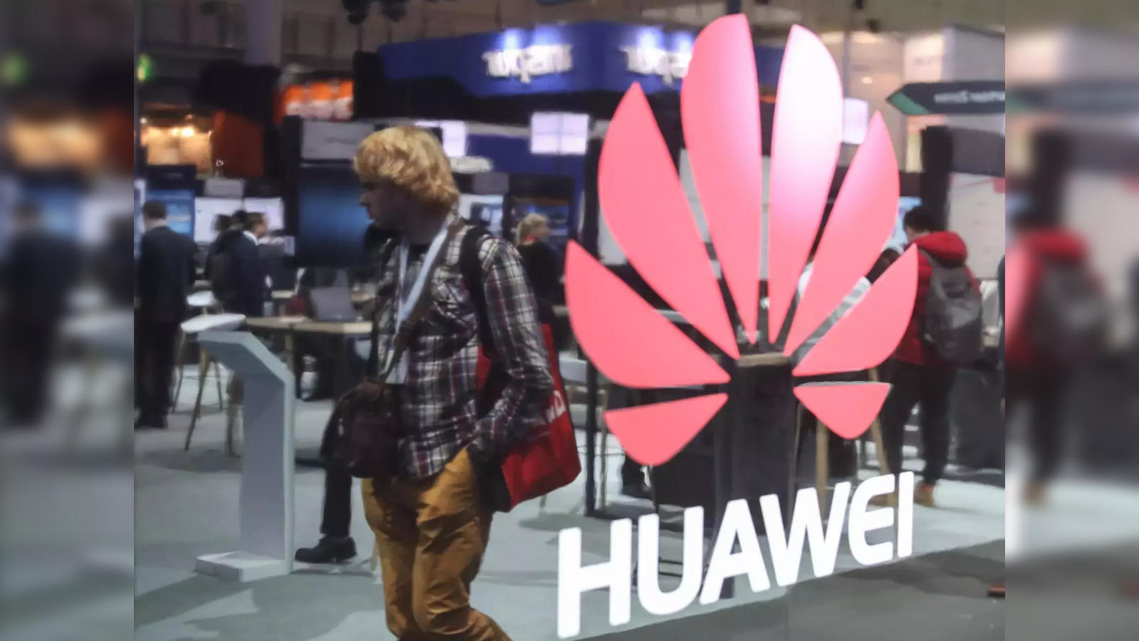 huawei revenue growth: Huawei forecasts 9% revenue growth in 2023 as smartphones  surge - The Economic Times