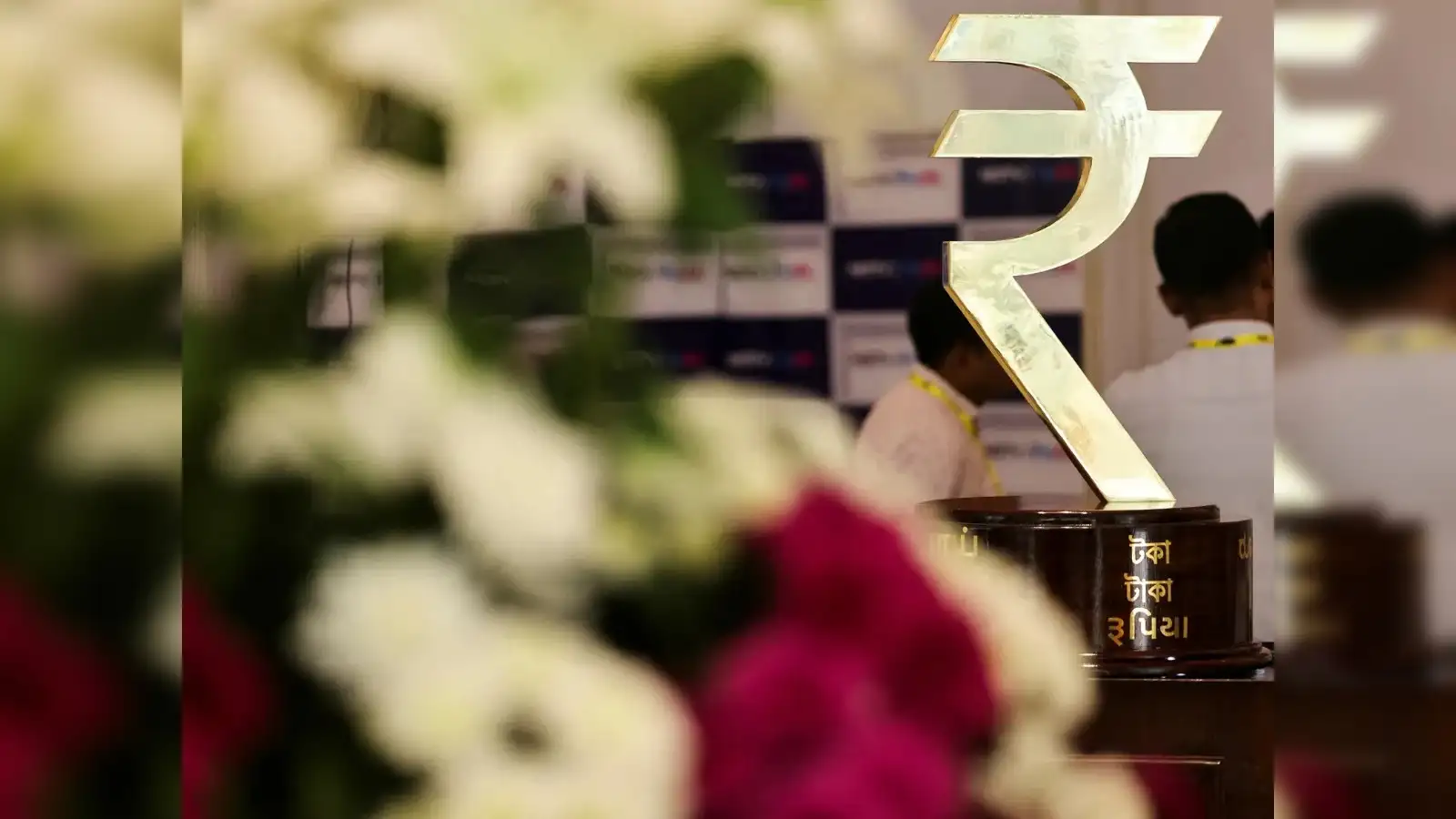 MPC Forex Level: India forex reserves rebound to $697.1 bn as RBI flags volatility management